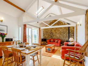 3 bed in Lyme Regis OXENL